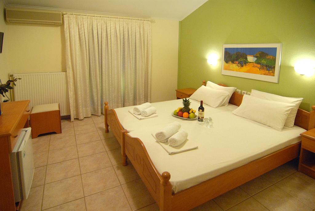 Apollon Hotel Paralía Chambre photo