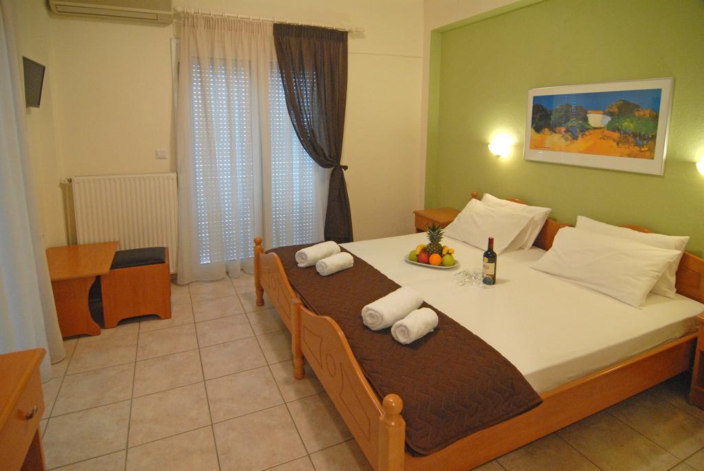 Apollon Hotel Paralía Chambre photo